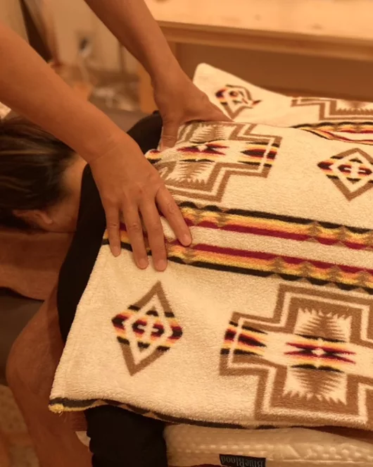 Full-Body Shiatsu Massage Experience 60 min [Includes Sencha (Green Tea) Souvenir]